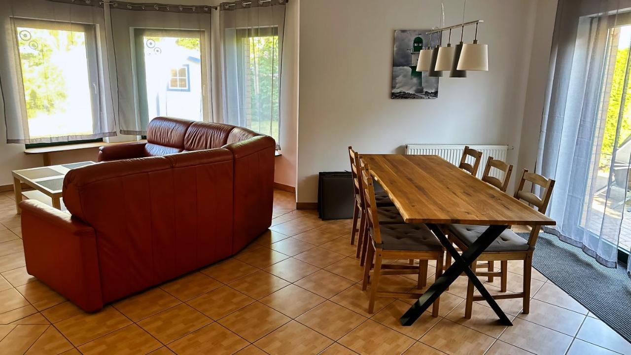 Ferienhaus Zum Findling Gohren Bagian luar foto