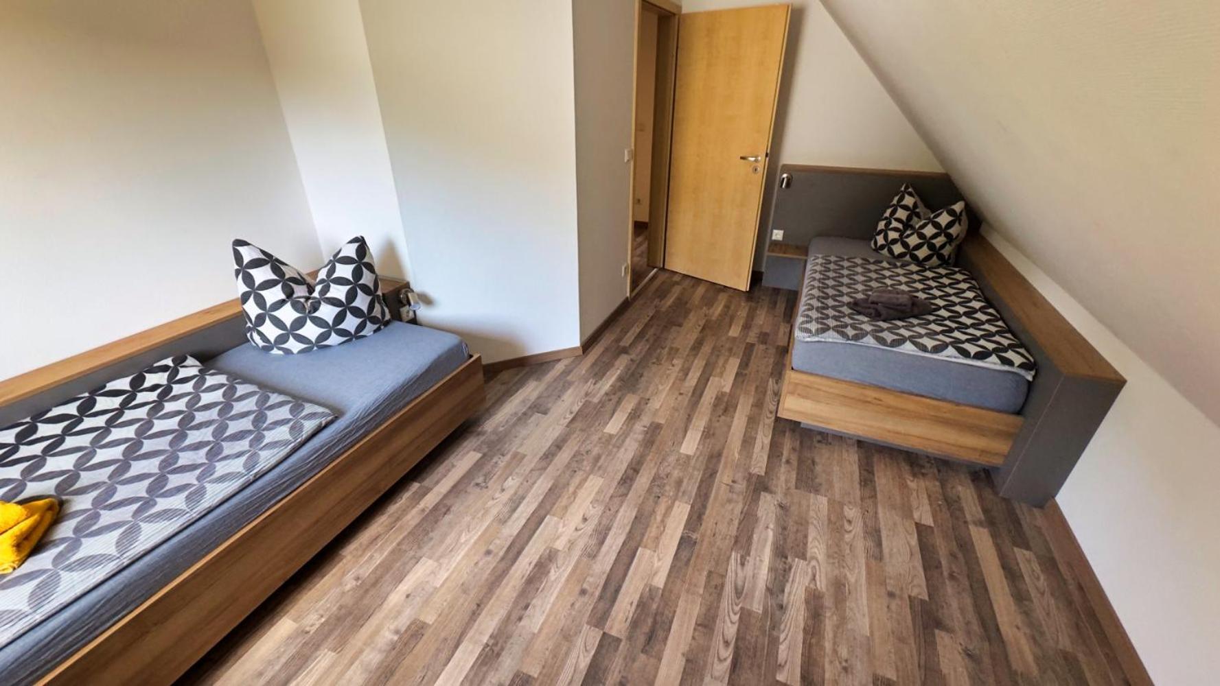 Ferienhaus Zum Findling Gohren Bagian luar foto