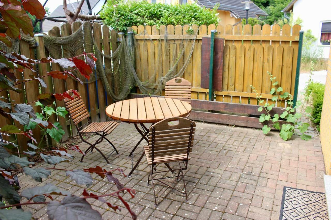 Ferienhaus Zum Findling Gohren Bagian luar foto